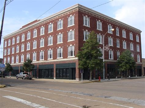 clarksdale ms hotels and motels.
